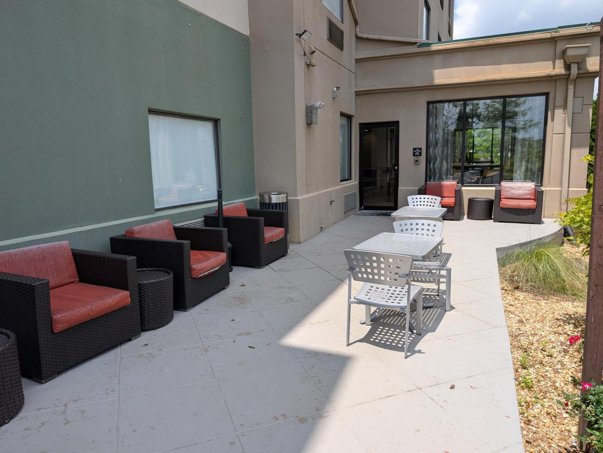 Best Western Plus Columbus Ft. Benning Exterior foto